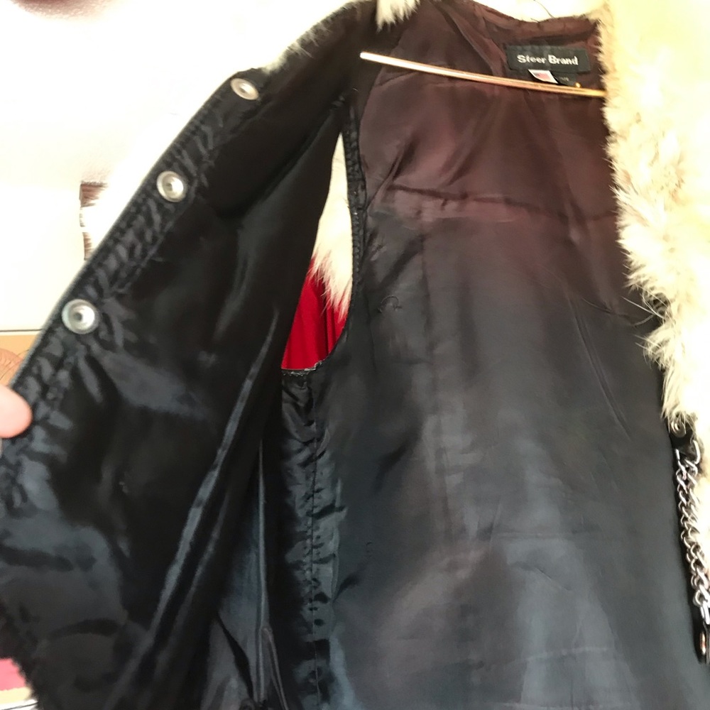 🖤GENTLY USED LG LEATHER VEST W/COMPLETE FOX PELT - Picture 5 of 6